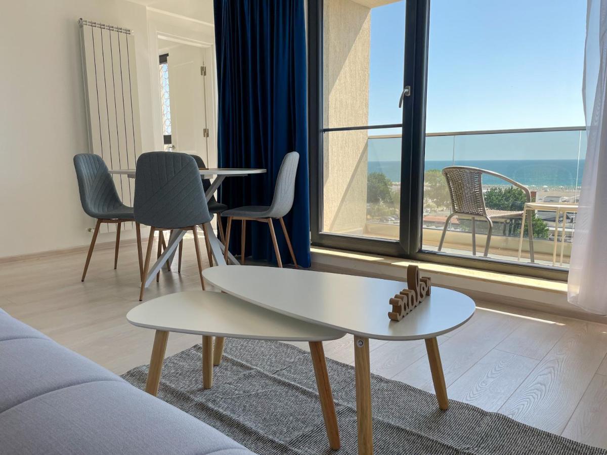 Azure Sea Apartments - Bychoice Mamaia Ngoại thất bức ảnh