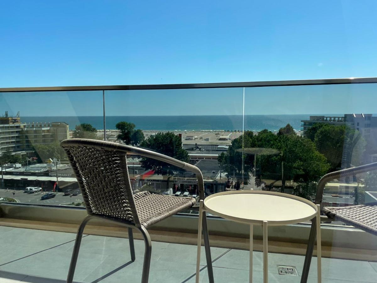 Azure Sea Apartments - Bychoice Mamaia Ngoại thất bức ảnh