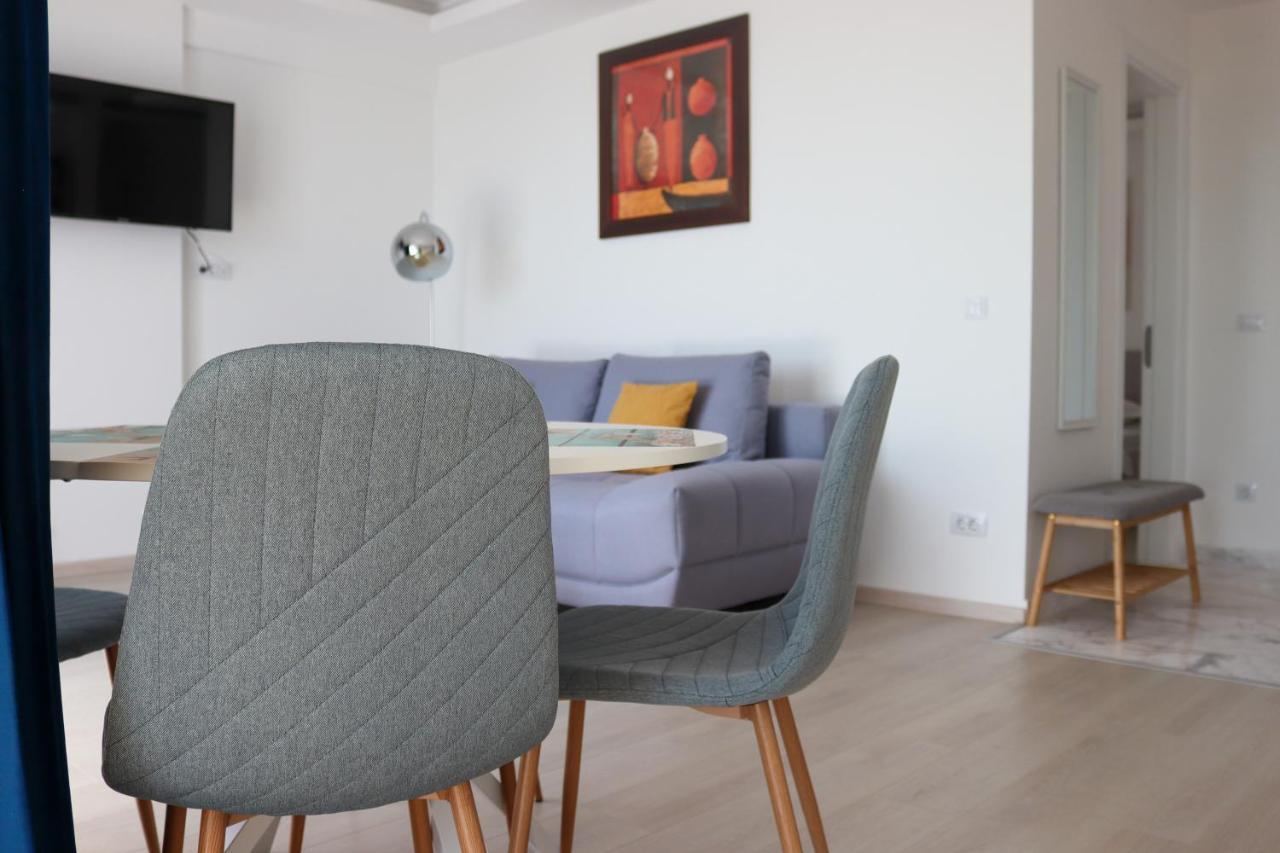 Azure Sea Apartments - Bychoice Mamaia Ngoại thất bức ảnh