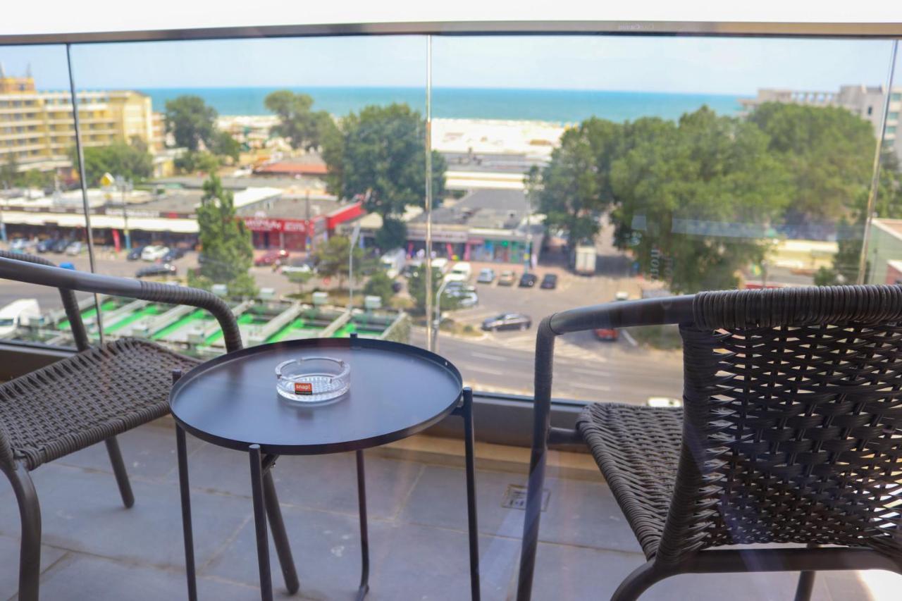 Azure Sea Apartments - Bychoice Mamaia Ngoại thất bức ảnh