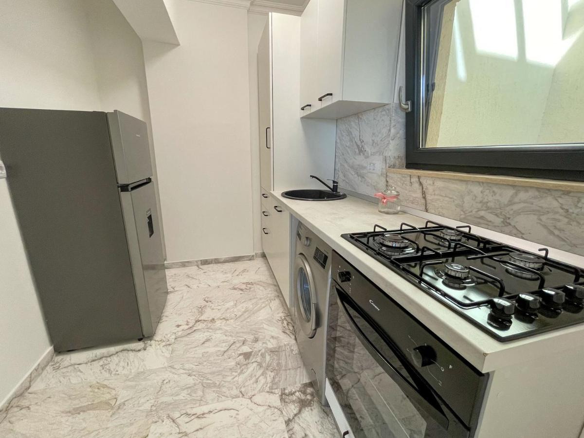 Azure Sea Apartments - Bychoice Mamaia Ngoại thất bức ảnh